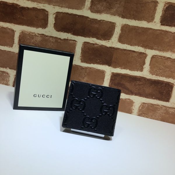 グッチ GGエンボス コインウォレット 二つ折り財布 ブラック 625558 レザー シルバー金具 - 画像 (2)