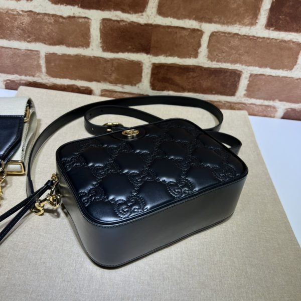 グッチ GGマトラッセ レザー スモール バッグ ブラック 702234 UM8HG 1046 レザー ゴールド金具 - 画像 (4)