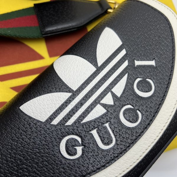 グッチ adidas アディダス コラボ ミニバッグ ショルダー ブラック 727791 AAA8H 1000 レザー ゴールド金具 - 画像 (6)