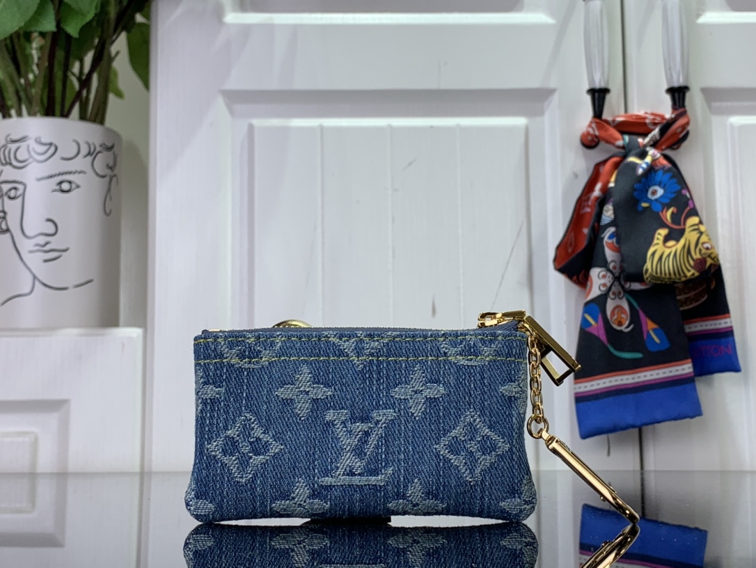 最高級ルイヴィトンスーパーコピー ルイヴィトンカードキーケースコピー 新作 LV リミックス カードキーケース ポシェット・クレ ブルーデニム M82961 モノグラム・デニム ゴールド金具 - 画像 (8)