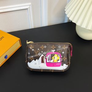 最高級ルイヴィトンスーパーコピー ルイヴィトンポシェットコピー ミニ･ポシェット･アクセソワール モノグラム レッド M82623 モノグラム･キャンバス ゴールド金具 lv202401075