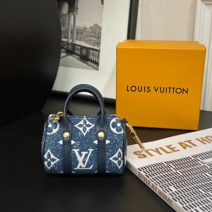 最高級ルイヴィトンスーパーコピー ルイヴィトンキーケースコピー キーホルダー･ミニ キーポル ブルーデニム M01428 モノグラム･デニム キャンバス ゴールド金具