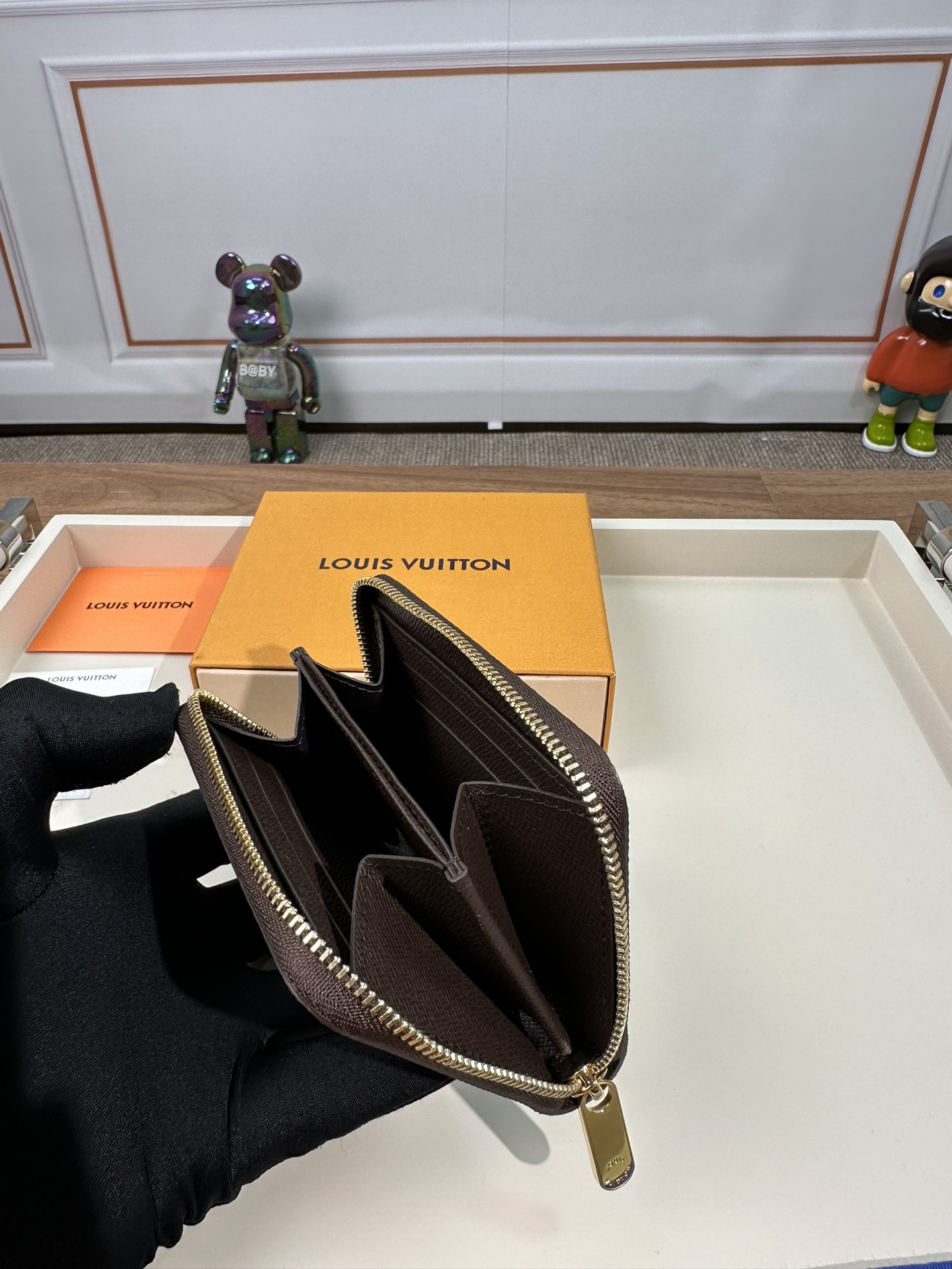 最高級ルイヴィトンスーパーコピー ルイヴィトン財布コピー ジッピー・コイン パース ダークブラウン N63070 ダミエ・エベヌ キャンバス - 画像 (4)