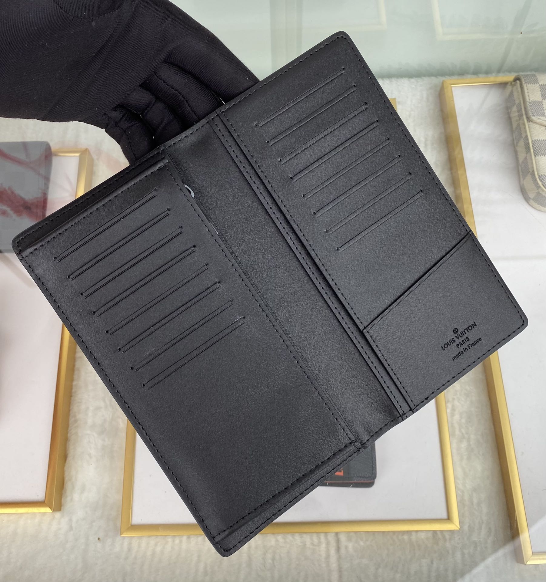 最高級ルイヴィトンスーパーコピー ルイヴィトン財布コピー ポルトフォイユ・ブラザ NM ブラック M69980 グレインレザー ブラック金具 - 画像 (2)