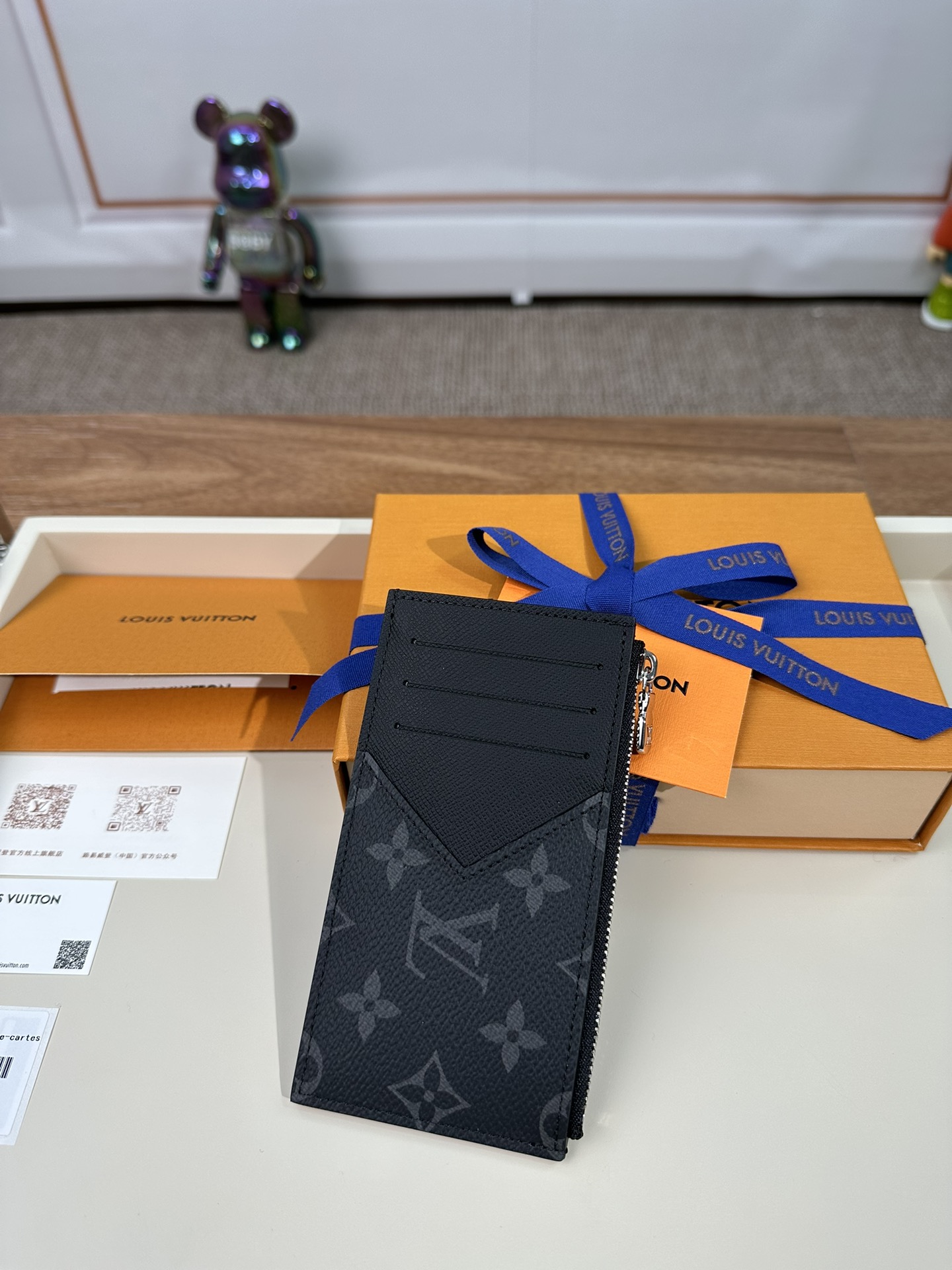 最高級ルイヴィトンスーパーコピー ルイヴィトンカードケースコピー コインカード・ホルダー ブラック M30271 モノグラム・エクリプス キャンバス - 画像 (8)