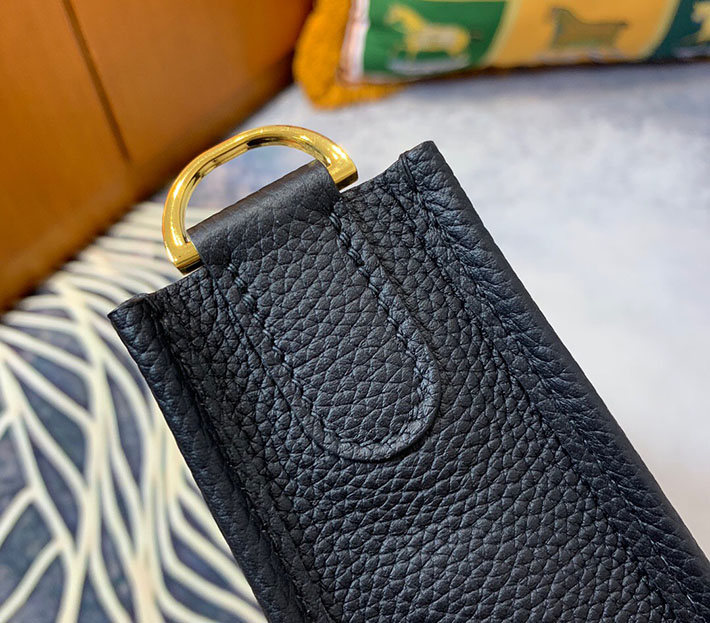 最高級HERMESスーパーコピー エルメスエヴリン29/PMコピー エヴリン3 29/PM ブラック トリヨン ゴールド金具 新品 2024W1071 - 画像 (6)