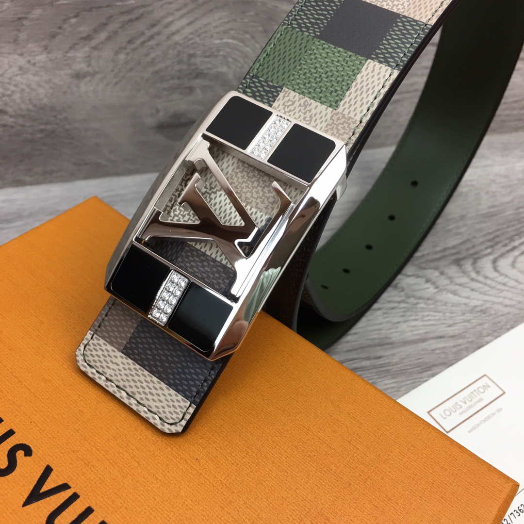 最高級ルイヴィトンスーパーコピー ルイヴィトンベルトコピー ベルト・LV メガ ピクセル 40MM リバーシブル M8470U グリーン レザー シルバー金具 202404548 - 画像 (9)