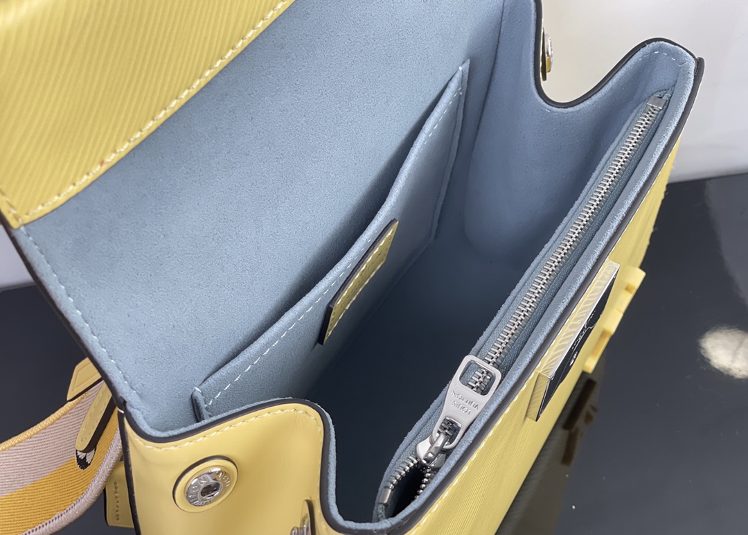 最高級ルイヴィトンスーパーコピー ルイヴィトン エピバッグ コピー クリュニー BB ジョーヌマット M59134 エピ・レザー シルバー金具 - 画像 (6)