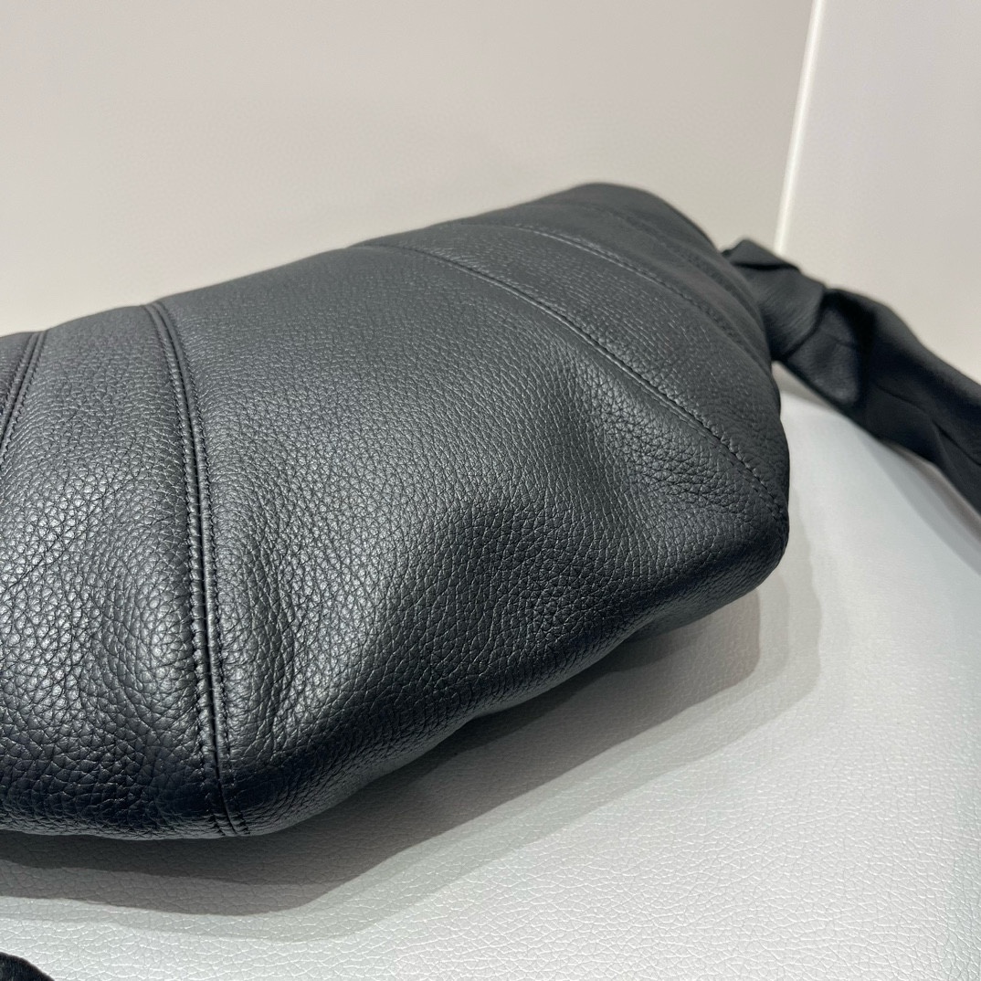 ルメール バッグ クロワッサン バッグ M ブラック BG0001LL095 ラムスキン 100% コットン 100% シルバー金具 - 画像 (7)