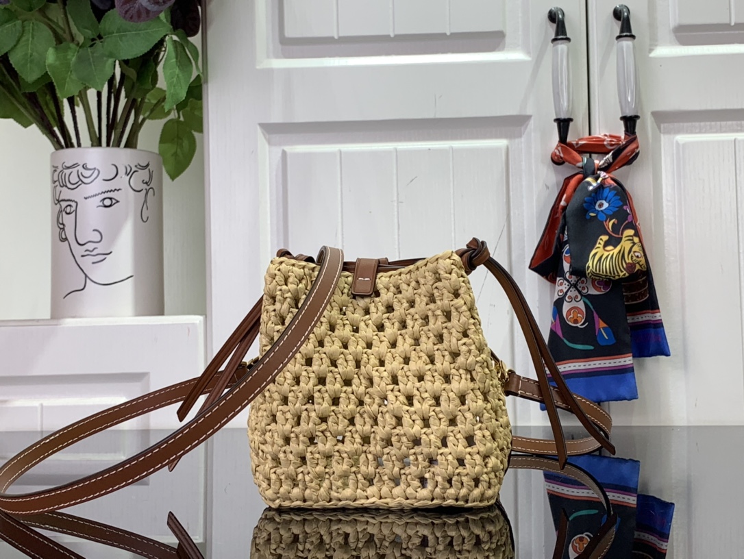 ルイヴィトン ショルダーバッグ 新作 Louis Vuitton ノエ・パース ナチュラル / タン M83521 ラフィア ゴールド金具 - 画像 (8)