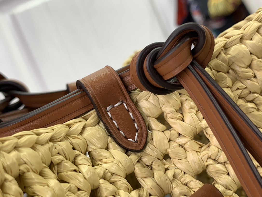 ルイヴィトン ショルダーバッグ 新作 Louis Vuitton ノエ・パース ナチュラル / タン M83521 ラフィア ゴールド金具 - 画像 (4)