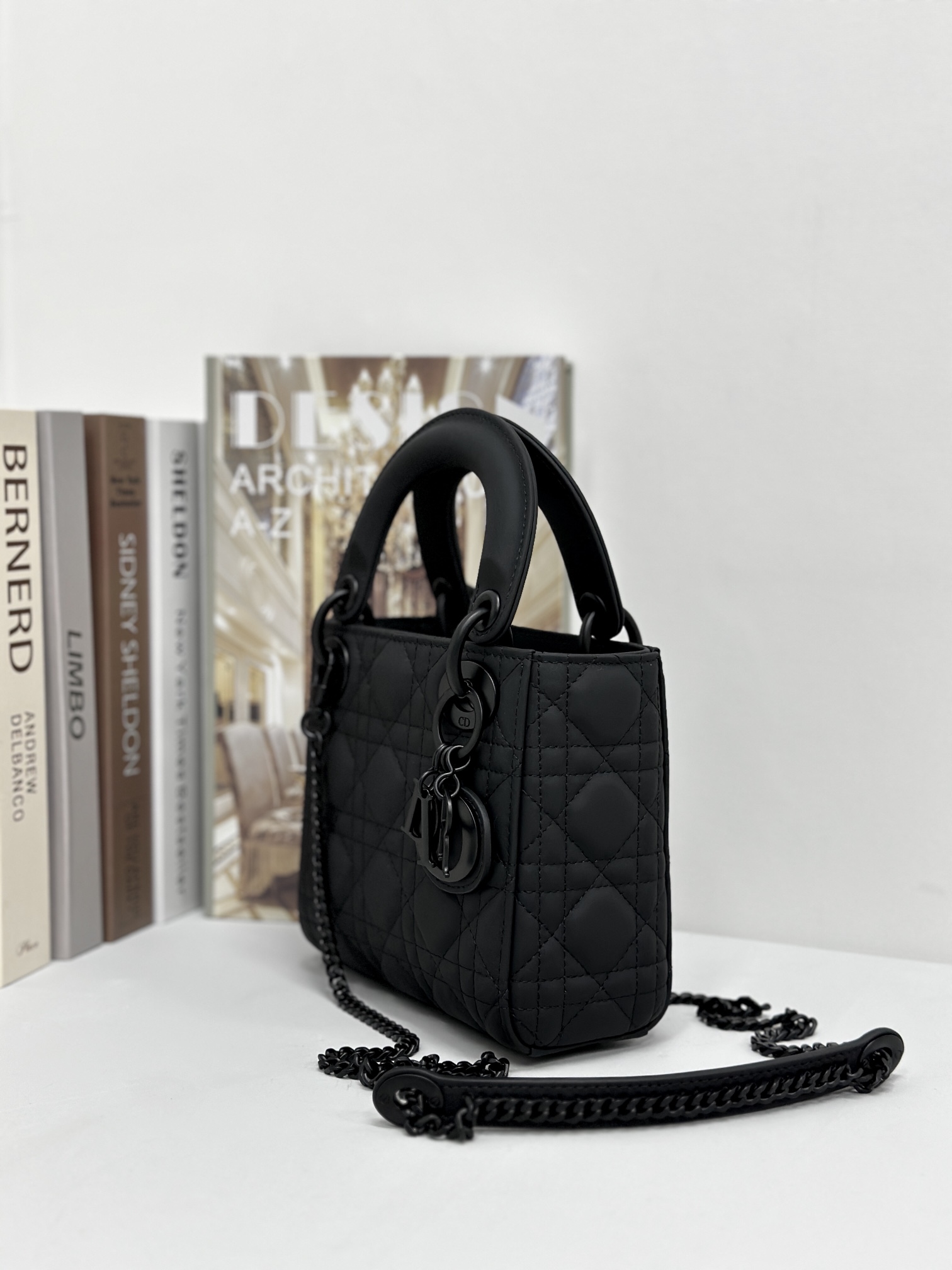 最高級ディオールスーパーコピー ディオールバッグコピー Lady Dior バッグ ミニ M0505SLOI_M989 黒 ブラック ゴールド金具 - 画像 (9)