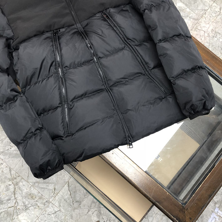 最高級モンクレールスーパーコピー モンクレールダウンジャケットコピー カーディガン ブラック J20919B00022M1131999 - 画像 (5)