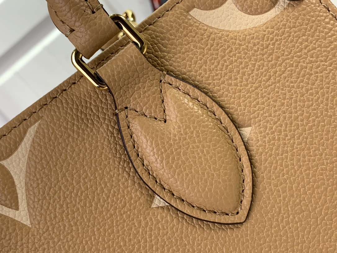 ルイヴィトン ハンドバッグ 新作 Louis Vuitton オンザゴー PM アリゾナ・クレーム M12513 牛革 ゴールド金具 - 画像 (6)