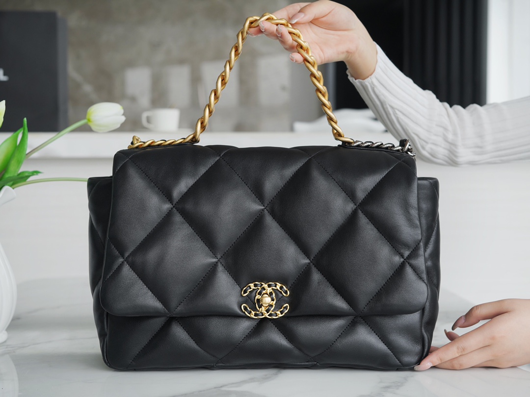 最高級シャネルスーパーコピー シャネルバッグコピー CHANEL 19 マキシ ハンドバッグ ブラック AS1162 B04852 94305 ラムスキン ゴールド金具 - 画像 (9)
