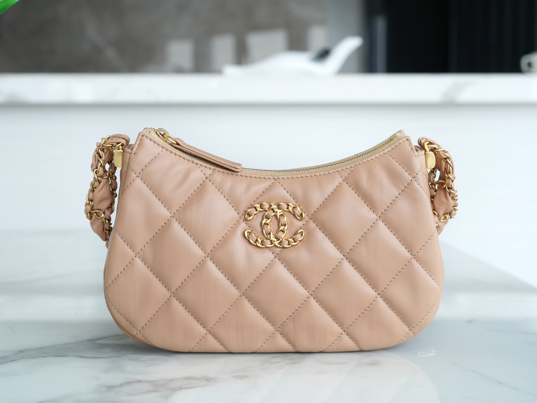 最高級シャネルスーパーコピー シャネルバッグコピー CHANEL チェーンショルダーホーボーバッグ ベージュ AS4612 B14306 NG121 ラムスキン ゴールド金具 - 画像 (9)