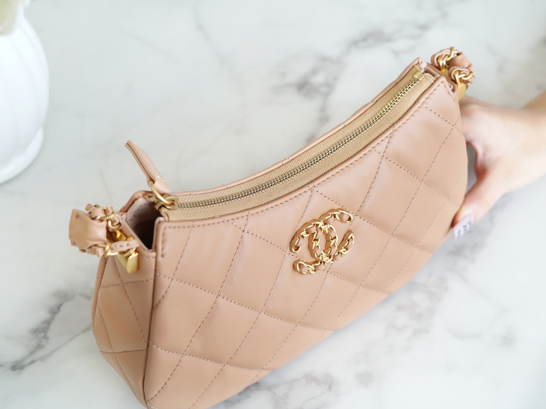 最高級シャネルスーパーコピー シャネルバッグコピー CHANEL チェーンショルダーホーボーバッグ ベージュ AS4612 B14306 NG121 ラムスキン ゴールド金具 - 画像 (6)