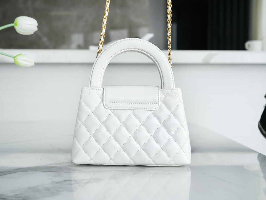最高級シャネルスーパーコピー シャネルバッグコピー CHANEL ミニ ショッピング バッグ ホワイト AS4416 B14296 10601 カーフスキン ゴールド金具 - 画像 (6)