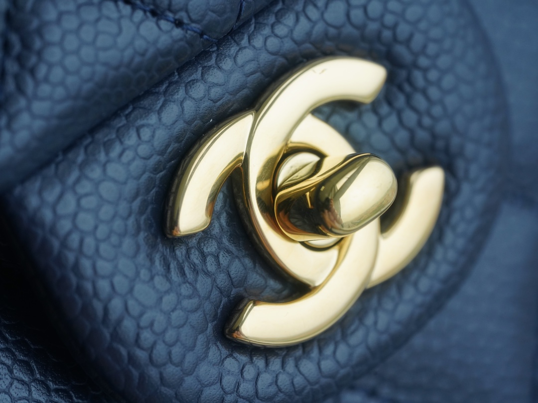 最高級シャネルスーパーコピー シャネルバッグコピー CHANEL 11.12 クラシック ハンドバッグ ブルー A01112 B10583 NZG78 キャビアスキン ゴールド金具 - 画像 (2)