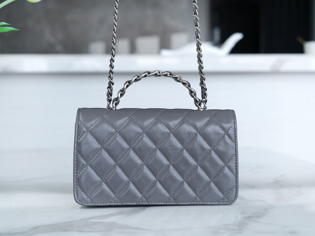 最高級シャネルスーパーコピー シャネルバッグコピー CHANEL マトラッセ チェーンクラッチ バッグ グレー AP3566 B14291 NR652 ラムスキン シルバー金具 - 画像 (6)
