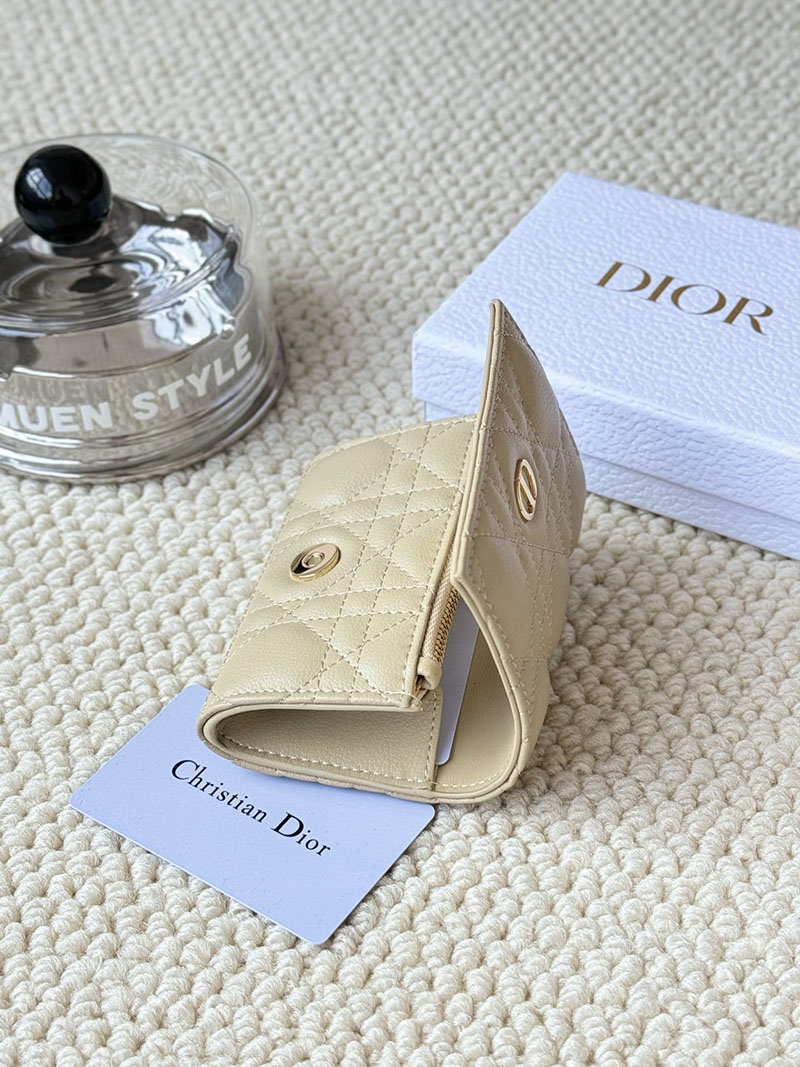 N品 DIOR ディオール財布コピー Dior Caro Glycine ウォレット S5132UWHC_M51U パウダーベージュ ゴールド金具 激安優良店 - 画像 (4)