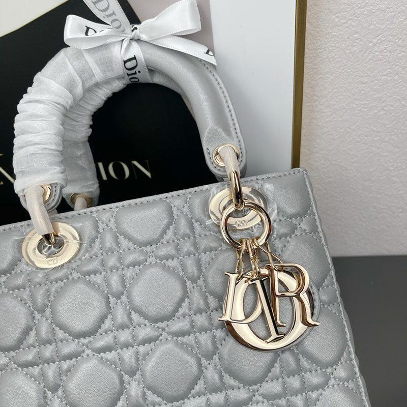 N品 DIOR ディオール Lady Dior My ABCDior バッグ スモール M0538ONGE_M47G イーサリアルグレー ゴールド金具 激安優良店 - 画像 (8)