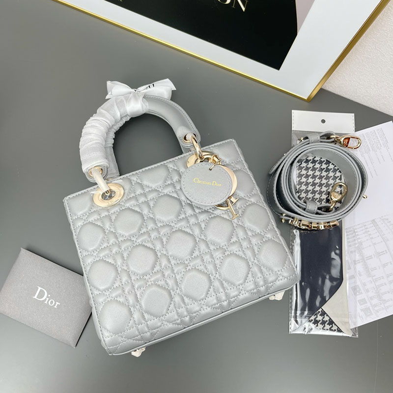 N品 DIOR ディオール Lady Dior My ABCDior バッグ スモール M0538ONGE_M47G イーサリアルグレー ゴールド金具 激安優良店 - 画像 (3)