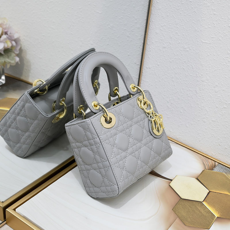 N品 DIOR ディオール Lady Dior バッグ ミニ M0505ONGE_M47G イーサリアルグレー ゴールド金具 激安優良店 - 画像 (8)