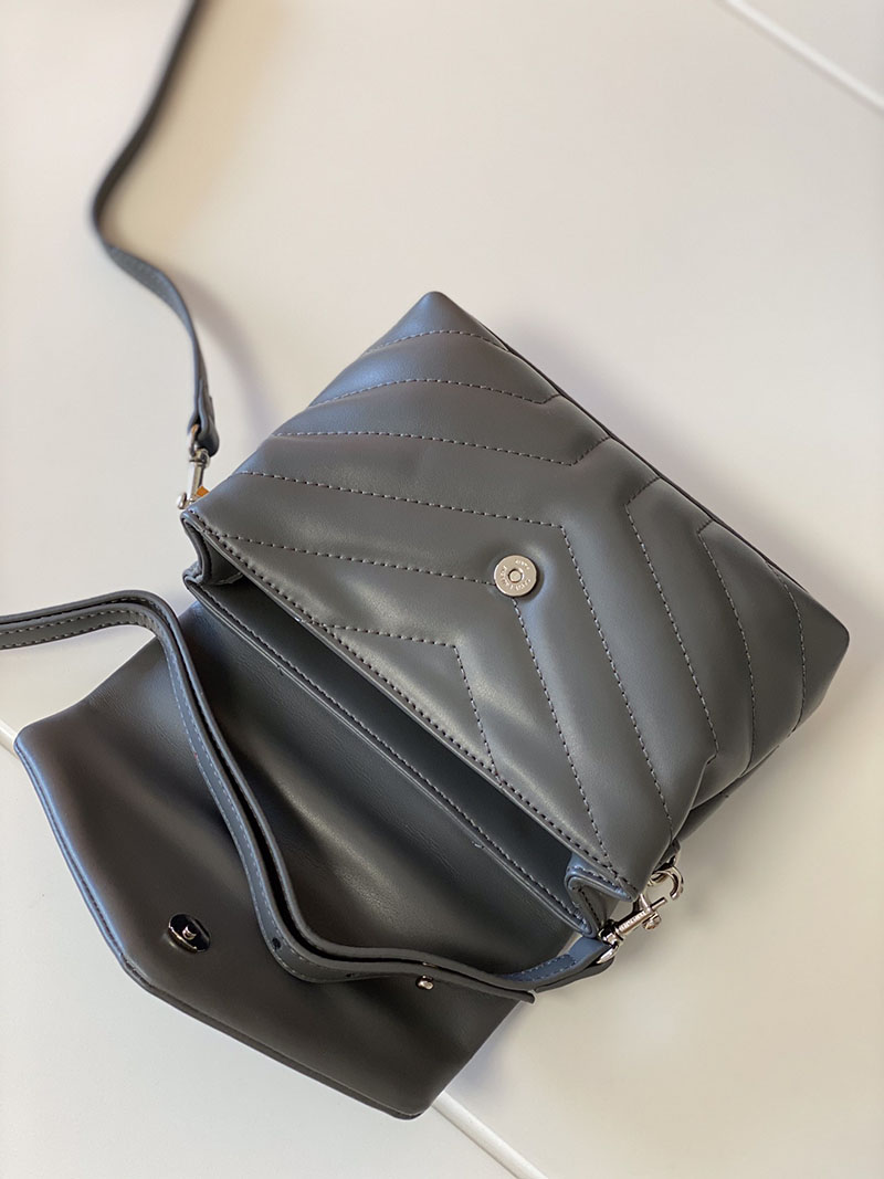 N品 YSL サンローラン 斜めがけバッグ ルル トイバッグ STORM 678401DV7061112 ラムスキン シルバー金具 - 画像 (5)