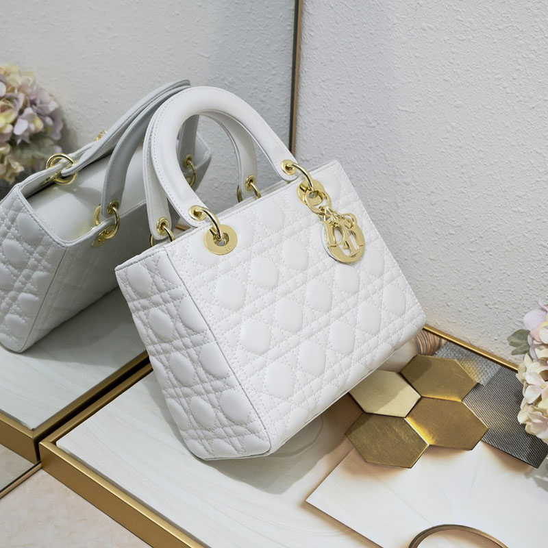 N品 DIOR ディオール Lady Dior バッグ ミディアム M0565ONGE_M030 ホワイト ゴールド金具 激安優良店 - 画像 (8)