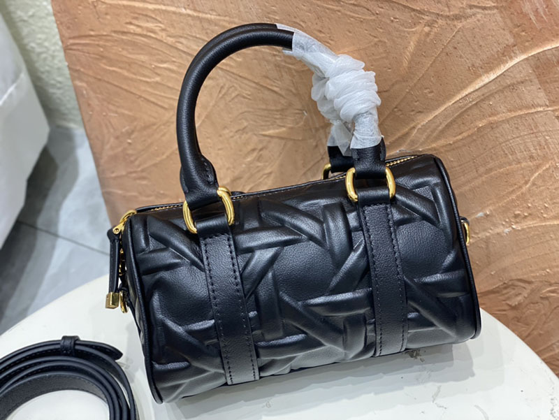 N品 DIOR ディオール Dior Groove 16 ミニバッグ S4000UBOL_M900 黒 ブラック ゴールド金具 激安優良店 - 画像 (6)
