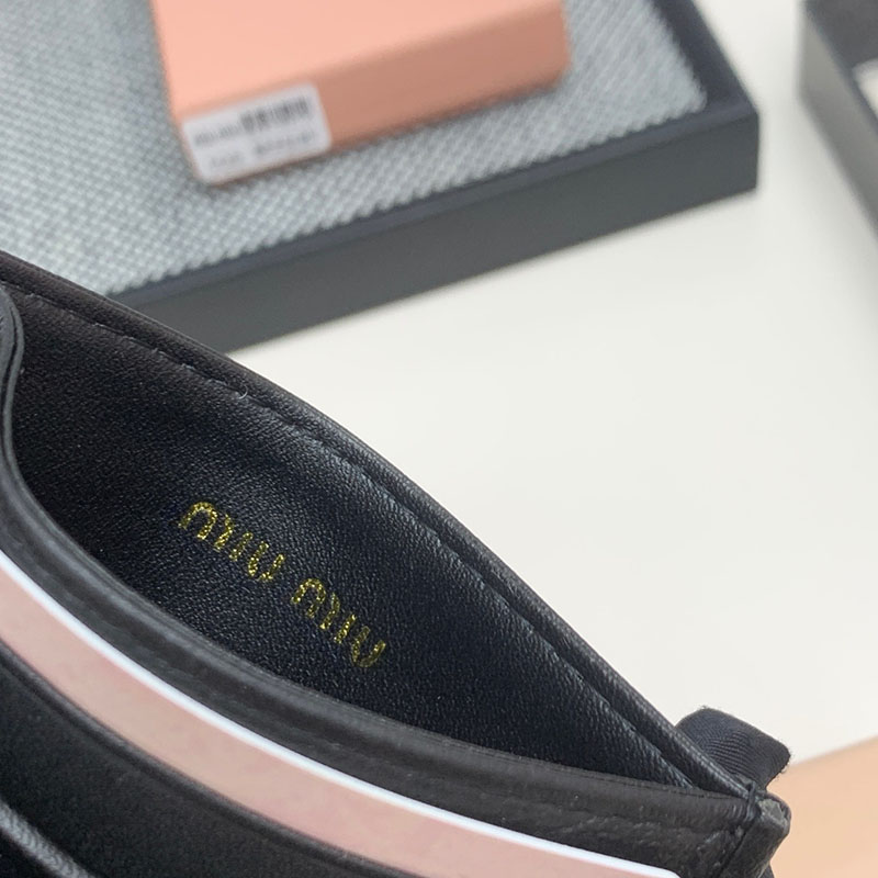 最高級MiuMiuスーパーコピー ミュウミュウカードケースコピー マテラッセレザー カードケース ブラック 5MC076_2FPP_F0002 レディース 人気 - 画像 (2)