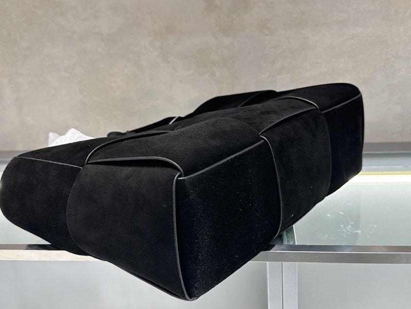 N品 Bottega Veneta ボッテガ・ヴェネタ ミディアム アルコ トートバッグ ブラック 966975VCP118425 カーフスキンスキン ゴールド金具 激安優良店 - 画像 (5)