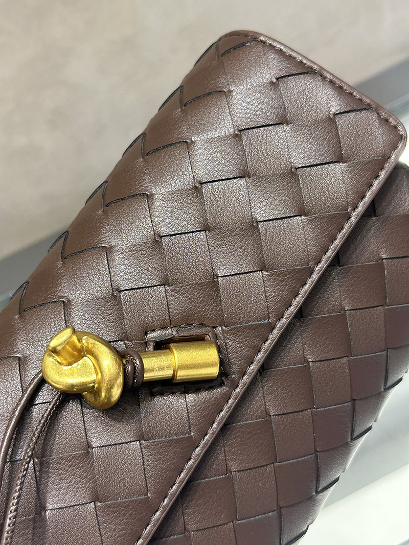 N品 Bottega Veneta ボッテガ・ヴェネタ Andiamo ショルダーバッグ フォンデンテ 9905B1VCPP32132 ラムスキン、カーフ ゴールド金具 激安優良店 - 画像 (4)