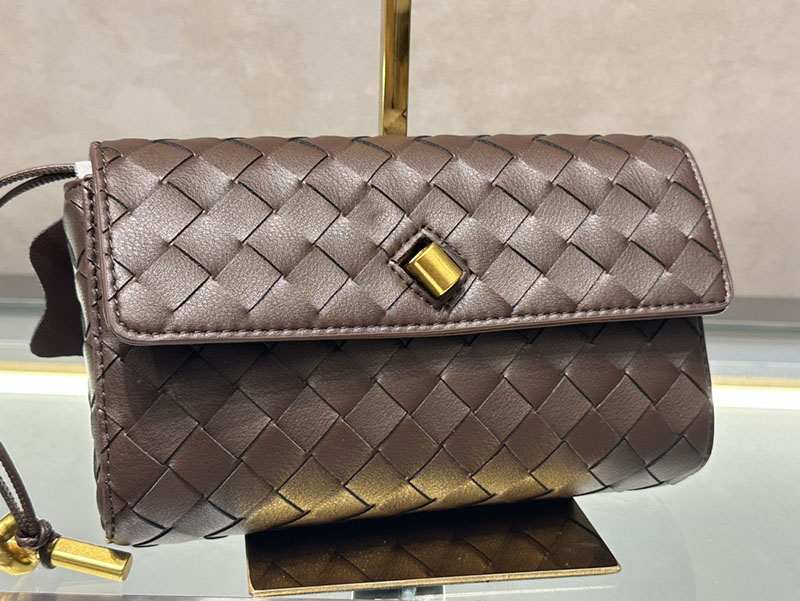 N品 Bottega Veneta ボッテガ・ヴェネタ Andiamo ショルダーバッグ フォンデンテ 9905B1VCPP32132 ラムスキン、カーフ ゴールド金具 激安優良店 - 画像 (3)