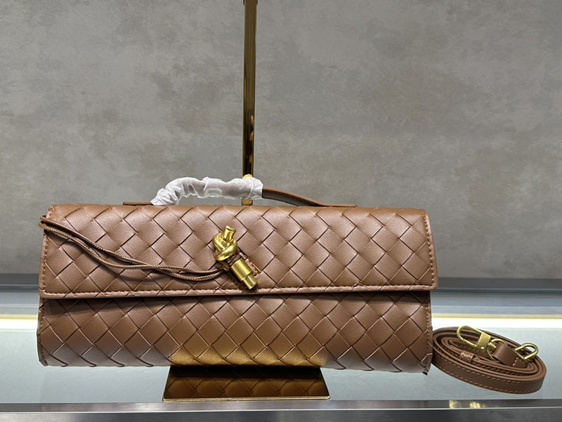 N品 Bottega Veneta ボッテガ・ヴェネタ アンディアーモ クラッチバッグ キャラメル 741511VCPP39830 ラムスキン、カーフ ゴールド金具 激安優良店 - 画像 (6)