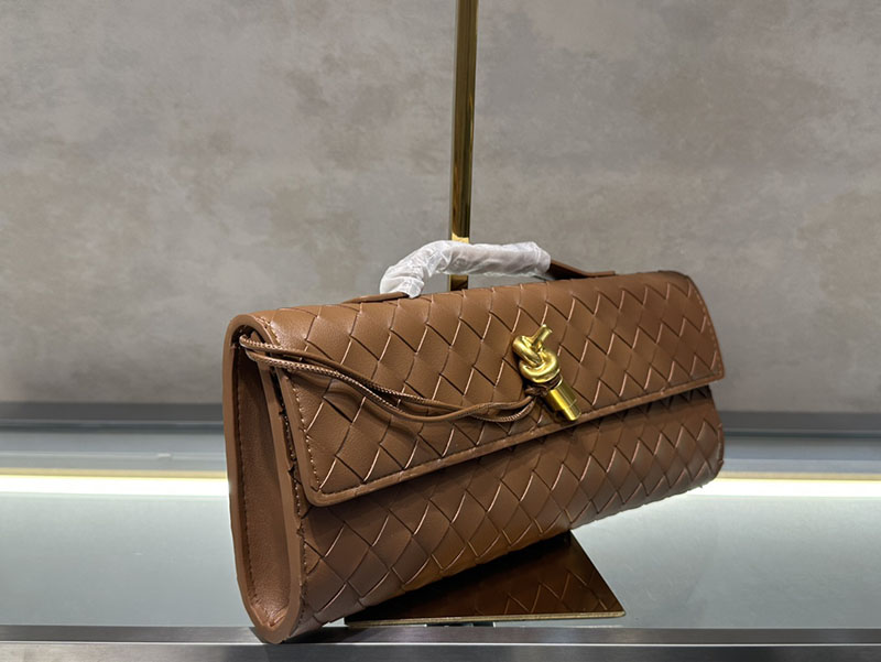 N品 Bottega Veneta ボッテガ・ヴェネタ アンディアーモ クラッチバッグ キャラメル 741511VCPP39830 ラムスキン、カーフ ゴールド金具 激安優良店 - 画像 (5)