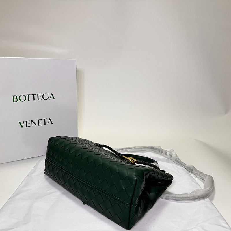 N品 Bottega Veneta ボッテガ・ヴェネタ スモール イーストウエスト アンディアーモ エメラルド グリーン 766010VCPP13049 ラムスキン ゴールド金具 激安優良店 - 画像 (4)
