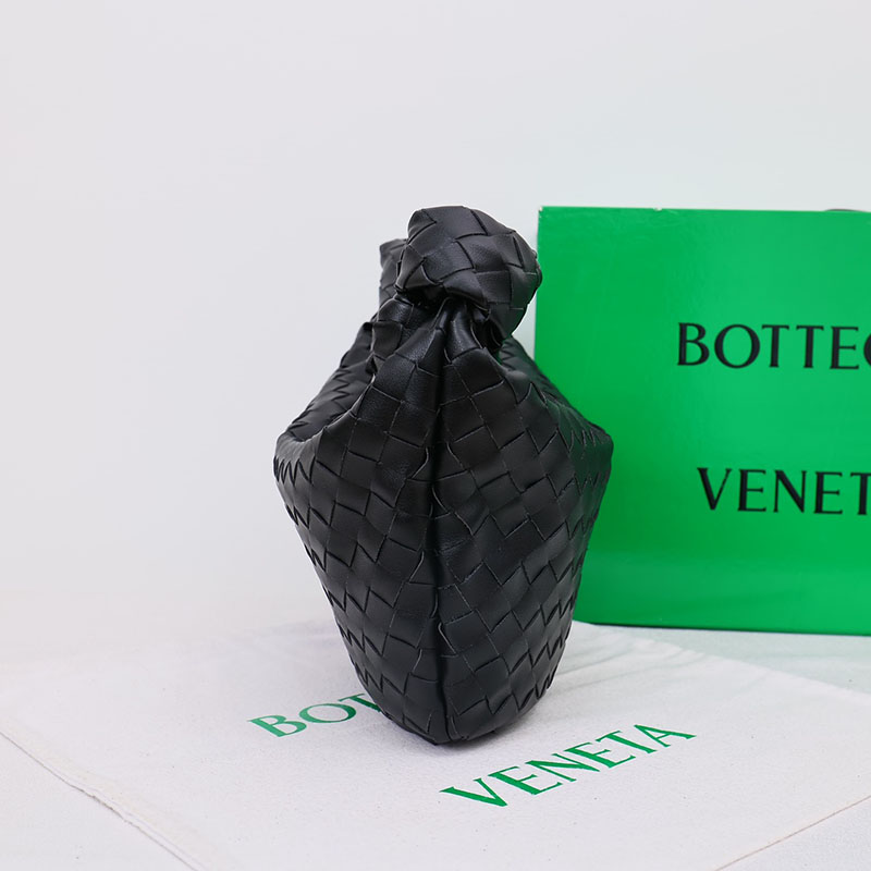 N品 Bottega Veneta ボッテガ・ヴェネタ ティーン ジョディ ブラック 690225VCPP01229 ラムスキン、カーフ ゴールド金具 激安優良店 - 画像 (8)