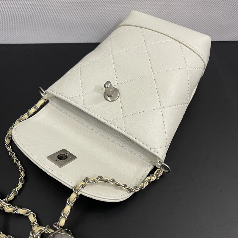 最高級シャネルスーパーコピー シャネルバッグコピー シャネル スマホショルダー ケース 激安 白 (ホワイト) AS0402 カーフスキン シルバー金具 2411167 - 画像 (3)