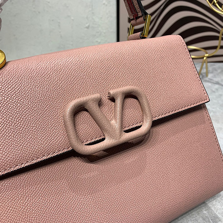 N品 ヴァレンティノ バッグ 人気 VALENTINO ブランドバッグ 人気ランキング ガラヴァーニ Vスリング 2412205 ウォーターライラック ゴールド金具 - 画像 (7)