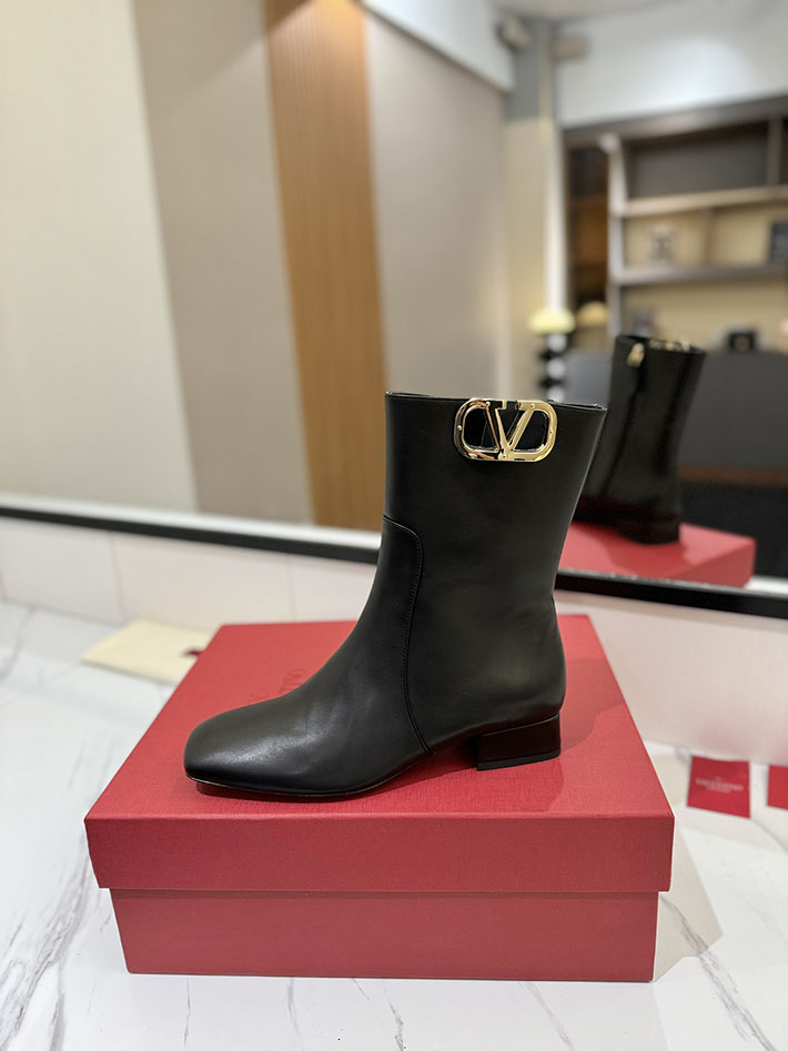最高級ヴァレンティノスーパーコピー靴 ヴァレンティノブーツコピー VALENTINO ミドルブーツ レディース 歩きやすい 2412310 ブラック - 画像 (7)