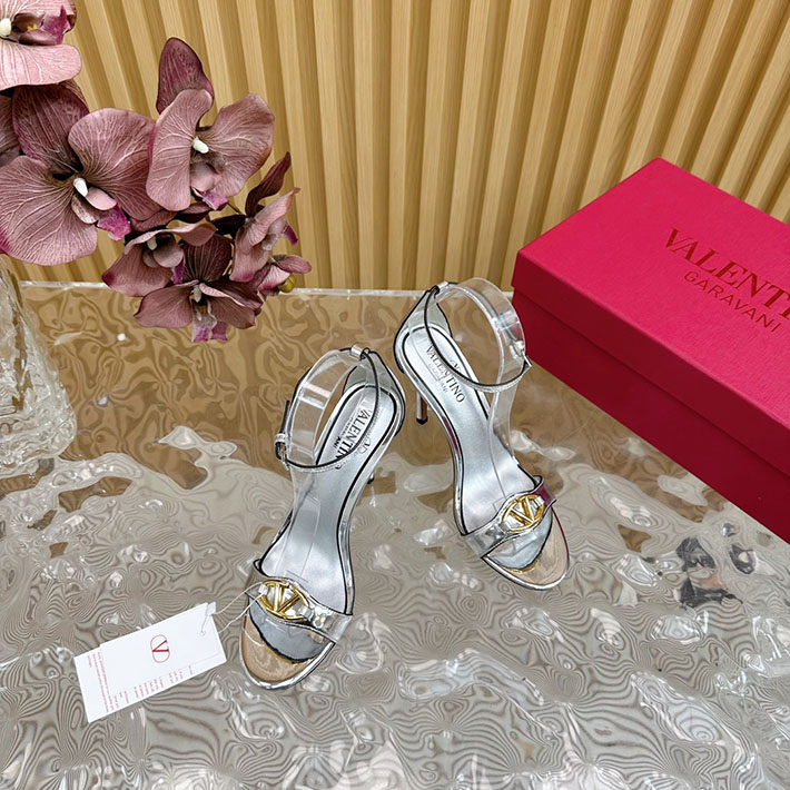 最高級ヴァレンティノスーパーコピー靴 ヴァレンティノサンダルコピー VALENTINO ローヒール レディース サンダル 2412438 シルバー - 画像 (5)