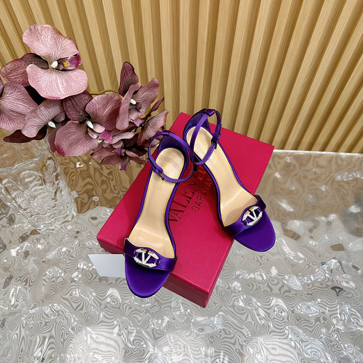最高級ヴァレンティノスーパーコピー靴 ヴァレンティノサンダルコピー VALENTINO ローヒール レディース サンダル 2412441 パープル - 画像 (7)
