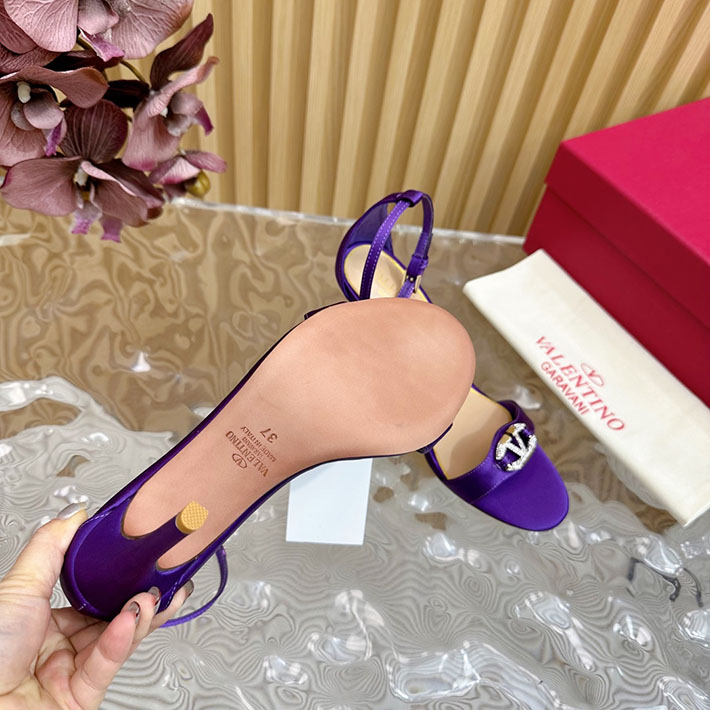 最高級ヴァレンティノスーパーコピー靴 ヴァレンティノサンダルコピー VALENTINO ローヒール レディース サンダル 2412441 パープル - 画像 (2)