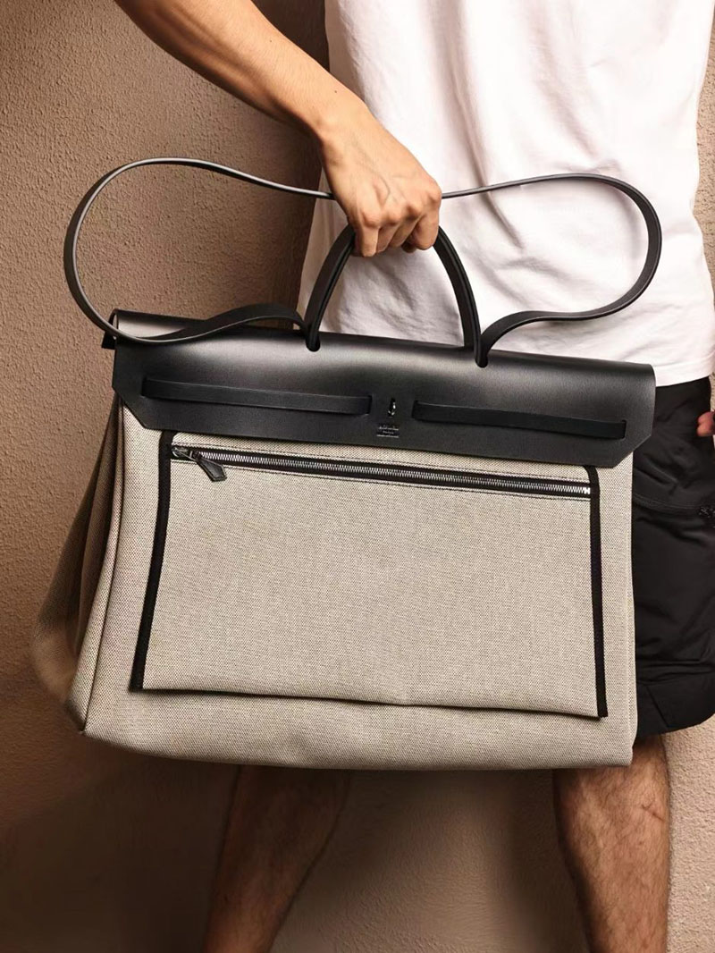 エルメス エールバッグ50 メンズ HERMES エールバッグジップGM ブラック ヴァッシュハンター/トワルアッシュ シルバー金具 2412791 - 画像 (4)