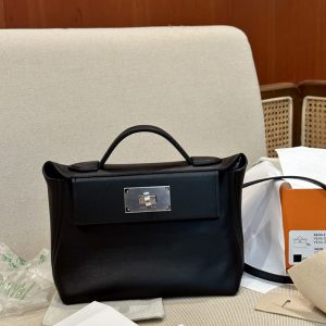 エルメス ヴァンキャトル 人気