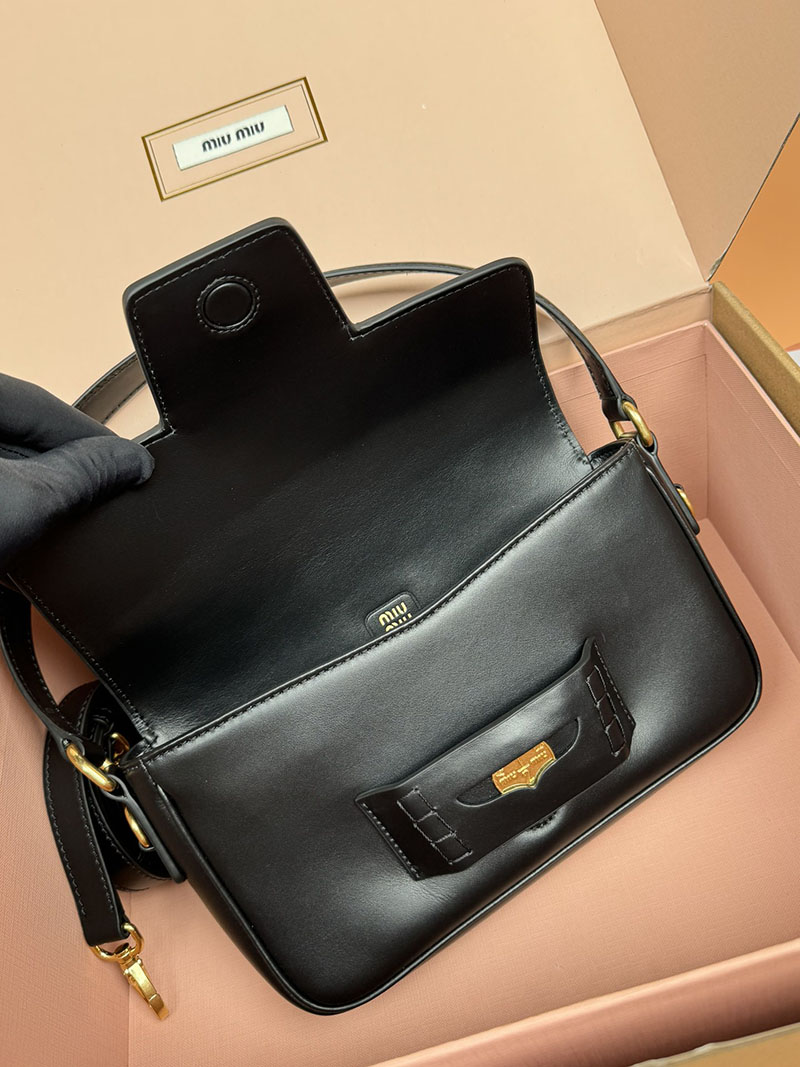 MiuMiu ペニー レザー バッグ ブラック 5BD270_ACRM_F0046_V_OOO ゴールド金具 ホーボーバッグ miumiu - 画像 (5)