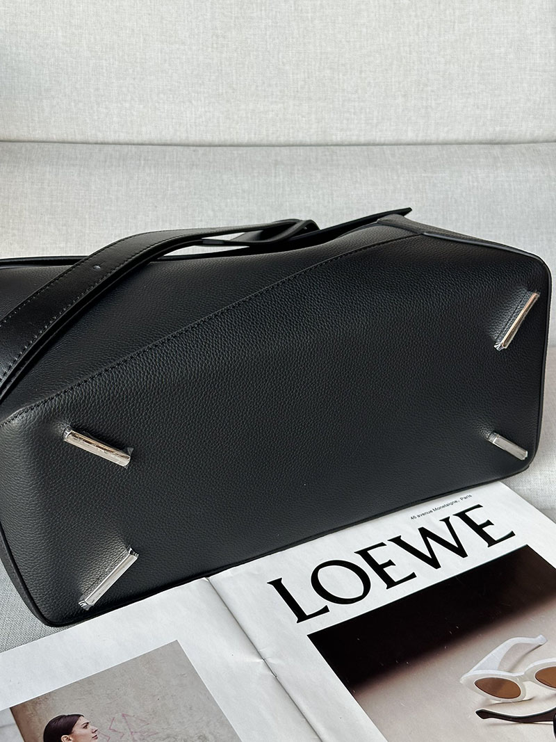 ロエベ バッグ 新作 2025 LOEWE パズルバッグ-ラージ B510P00X05-1100 ブラック シルバー金具 - 画像 (4)