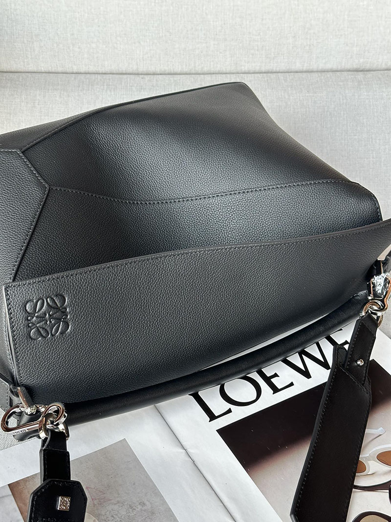 ロエベ バッグ 新作 2025 LOEWE パズルバッグ-ラージ B510P00X05-1100 ブラック シルバー金具 - 画像 (3)